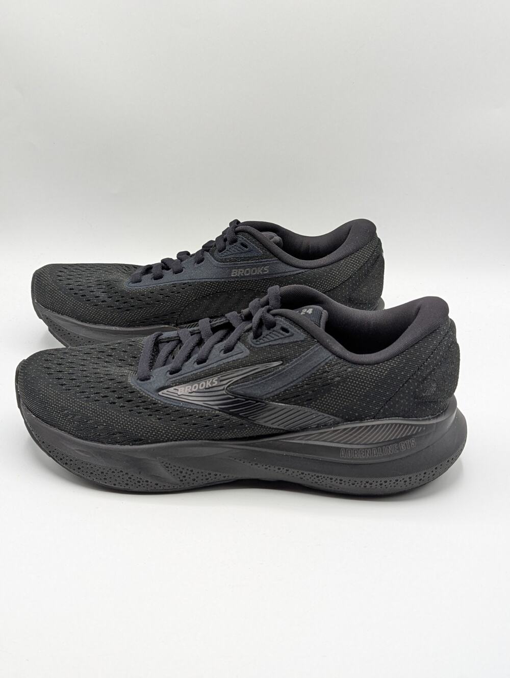 Brooks Adrenaline GTS 24 Womens Size 6.5 Wide Sneakers Black/Ebony Shoes New